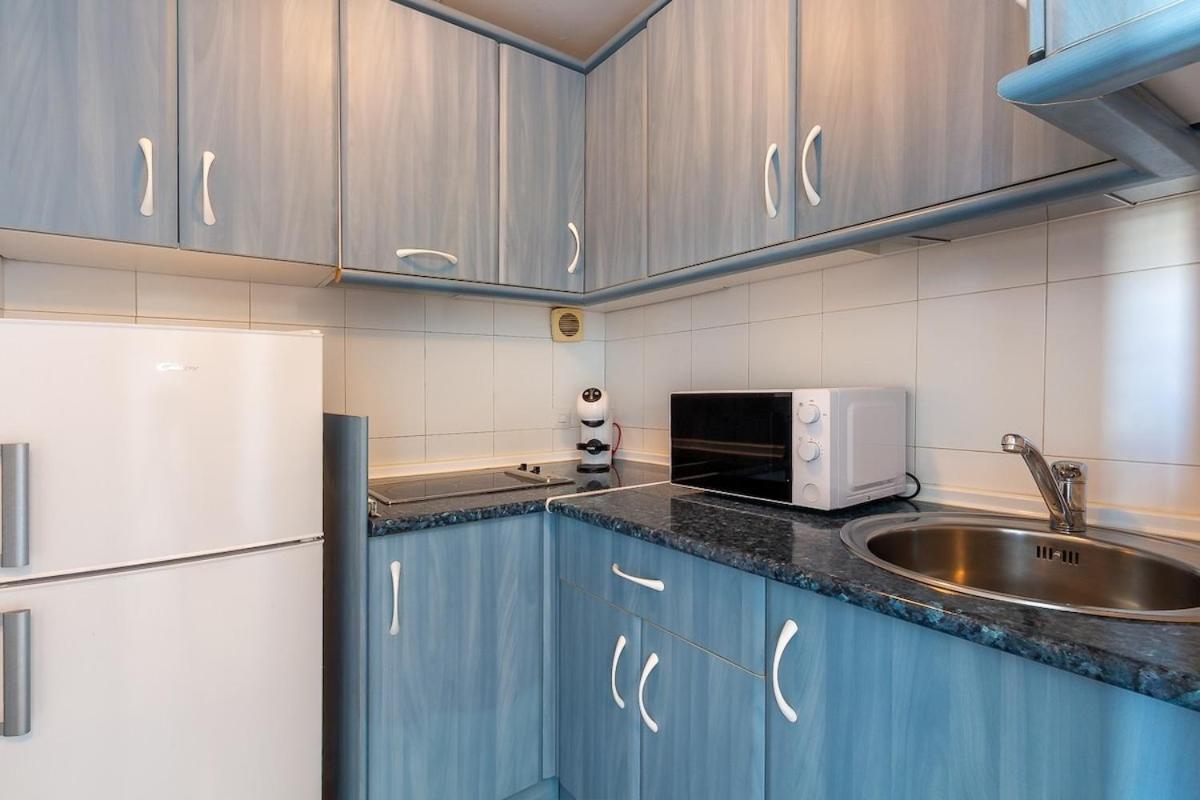 ¡Magnificas Vistas Al Mar! Piscina Y Wifi Gratis Lägenhet Torremolinos Exteriör bild