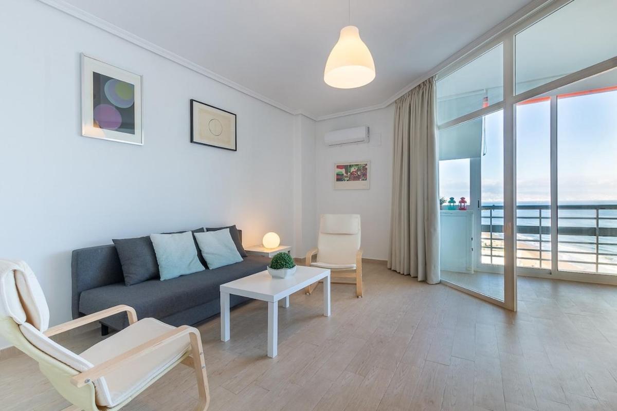 ¡Magnificas Vistas Al Mar! Piscina Y Wifi Gratis Lägenhet Torremolinos Exteriör bild